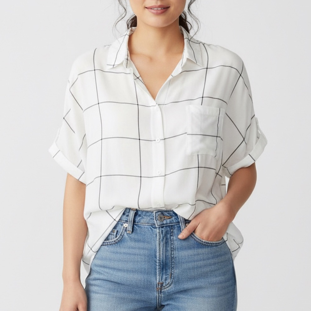 MILBORN | WOMANS SHORT SLEEVE BUTTON-UP BLOUSE | SIZE L